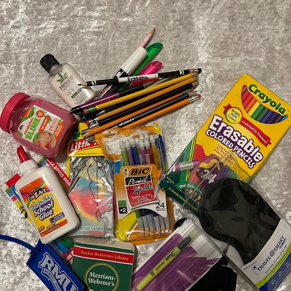 Empyre book bag with supplies, used but good condition - Picture 3 of 12